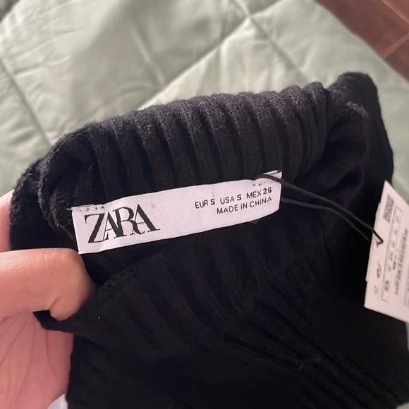 NWT- Zara Black Cropped Sweater High Collar - Picture 11 of 11